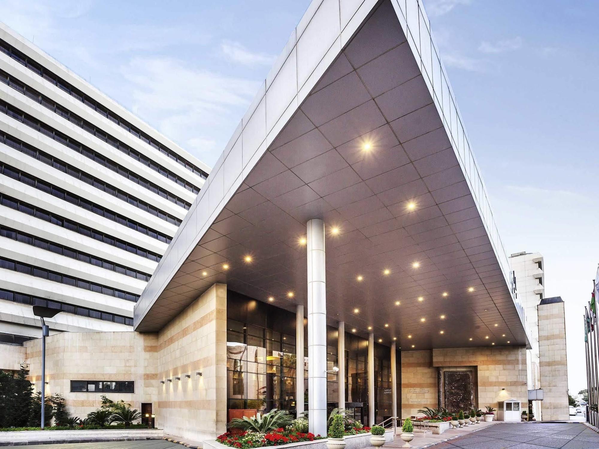 Le Grand Amman Managed By Accor Hotel Екстериор снимка