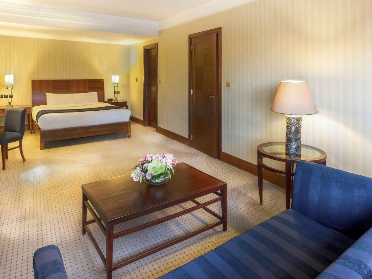 Le Grand Amman Managed By Accor Hotel Екстериор снимка
